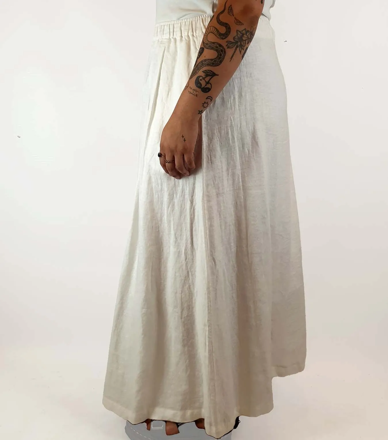 Assembly Label white linen maxi skirt size 14