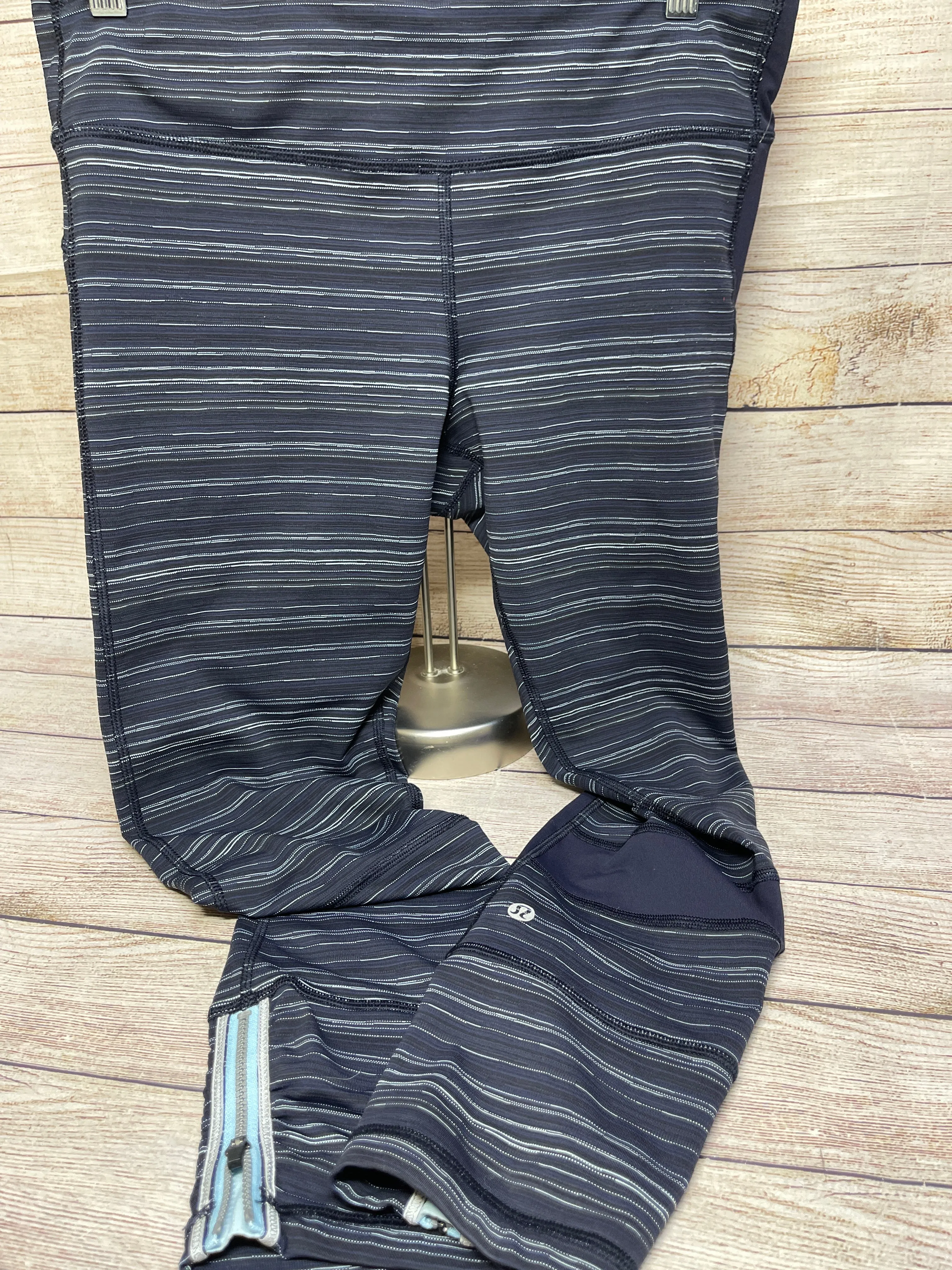 Athletic Leggings By Lululemon  Size: 10
