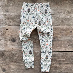 Bee and Botanicals Slim Fit Leggings | Ready To Post
