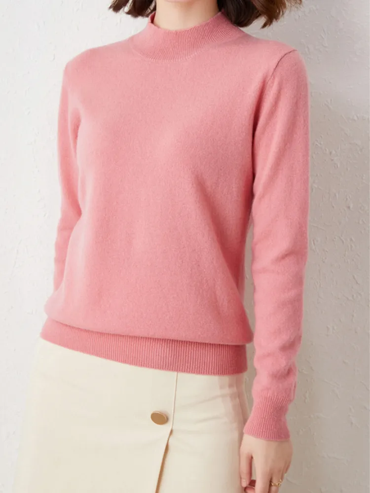 Belle - Lightweight Turtleneck Sweater for Women