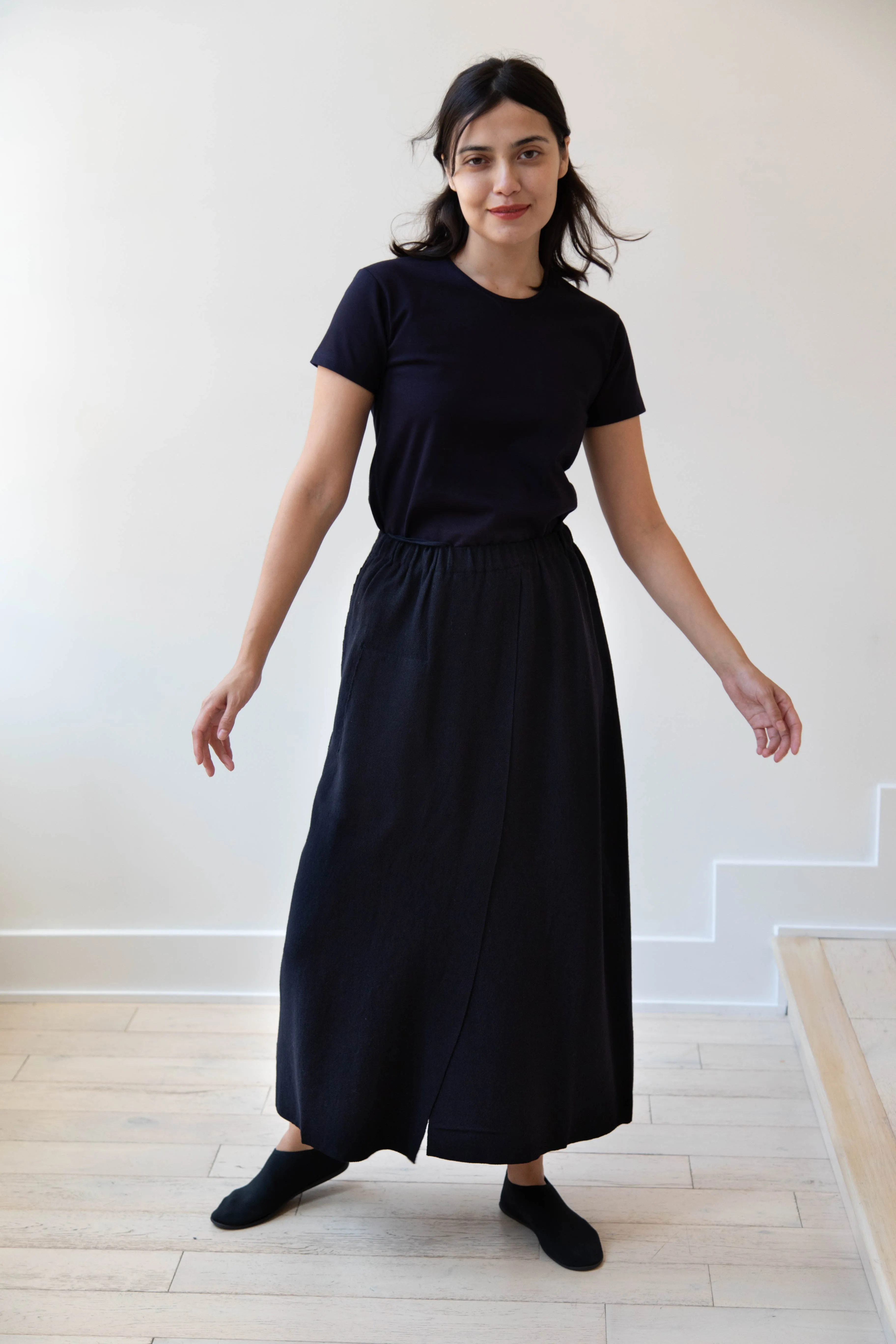 Boboutic | Lightweight Travel Skirt in Navy