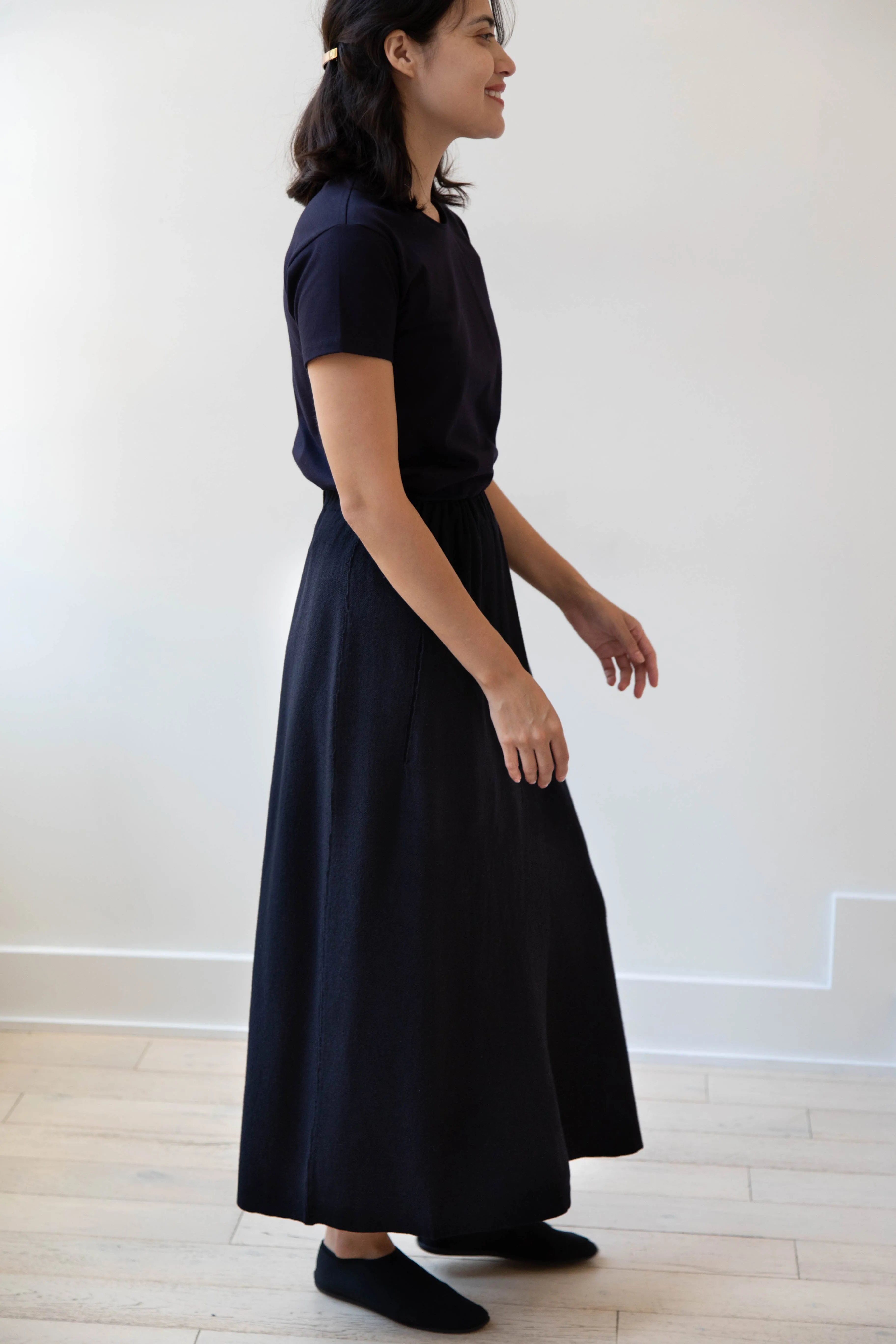 Boboutic | Lightweight Travel Skirt in Navy