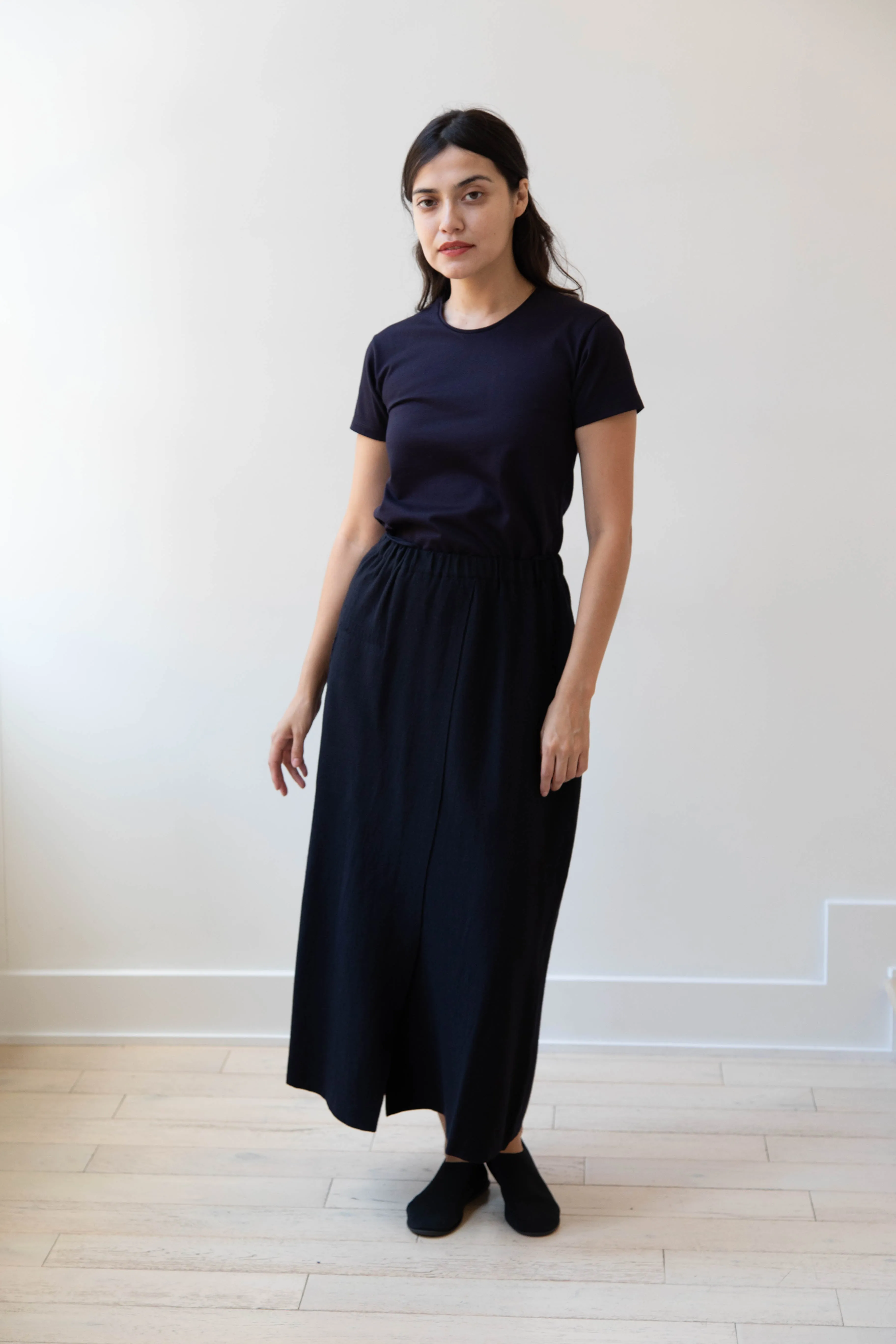 Boboutic | Lightweight Travel Skirt in Navy