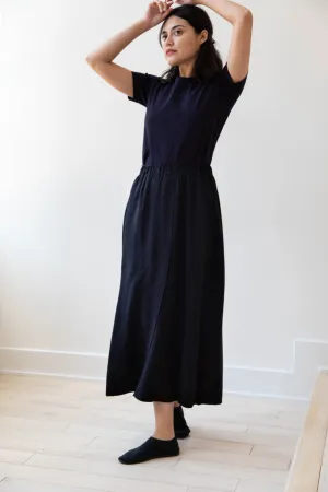 Boboutic | Lightweight Travel Skirt in Navy