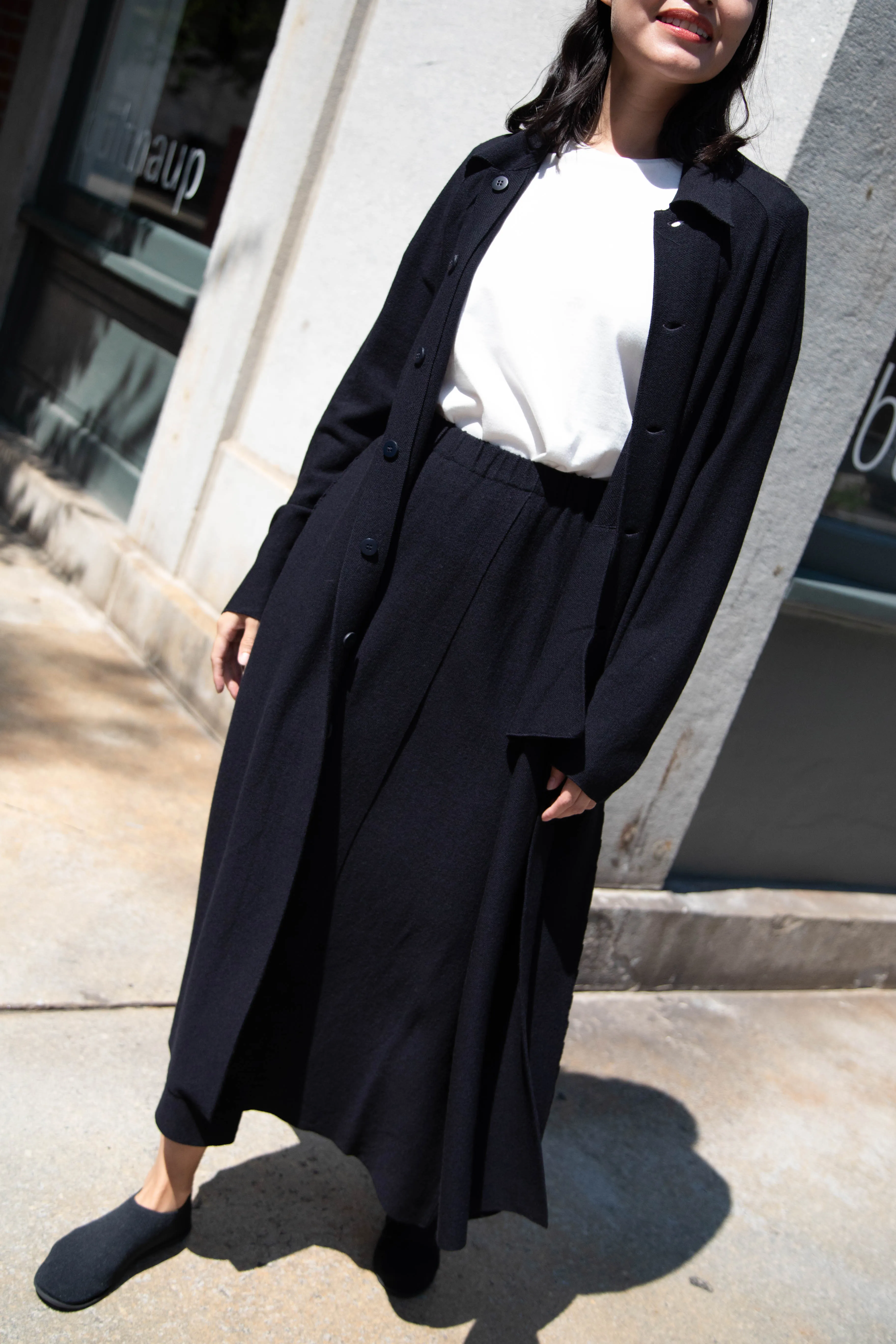 Boboutic | Lightweight Travel Skirt in Navy