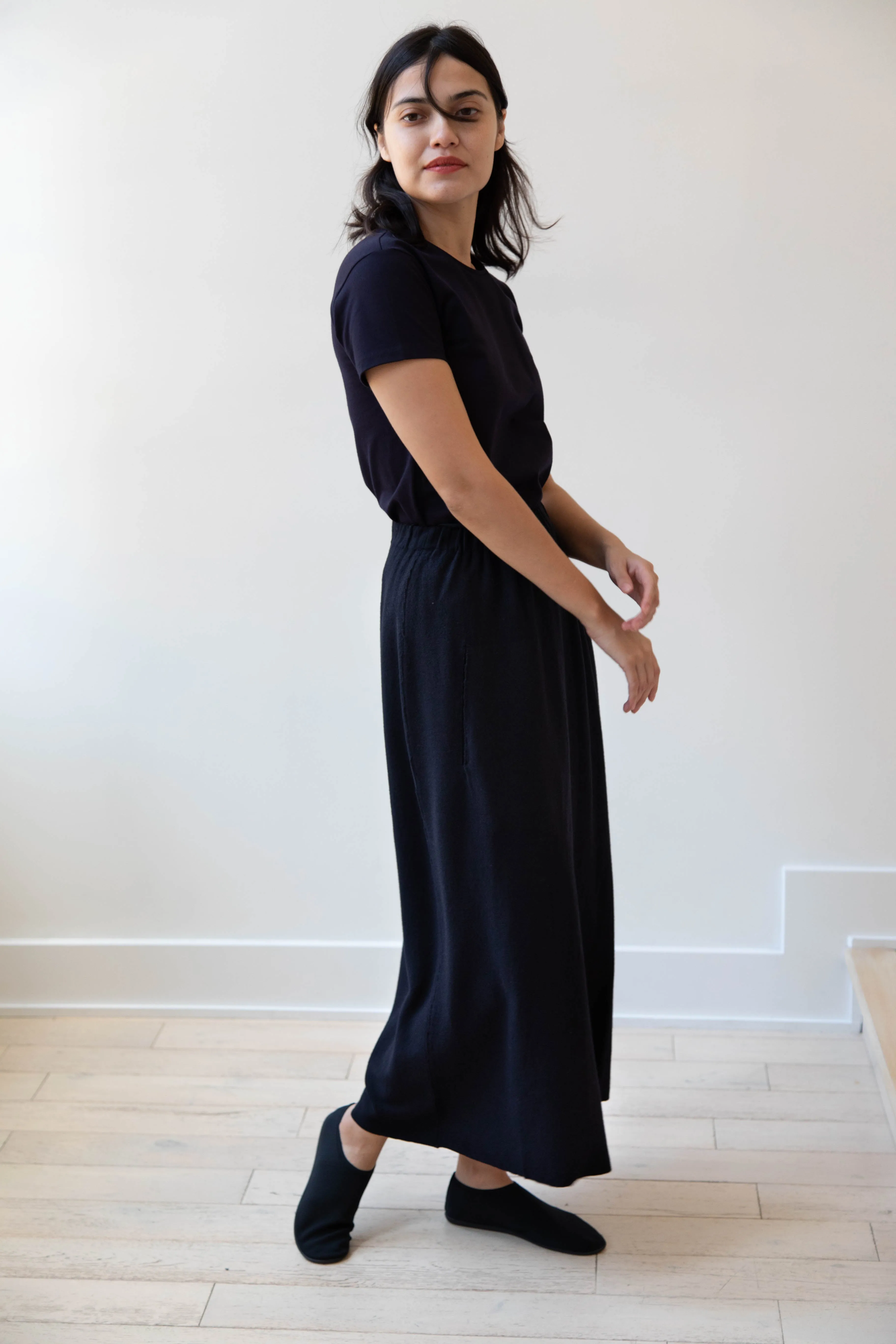 Boboutic | Lightweight Travel Skirt in Navy