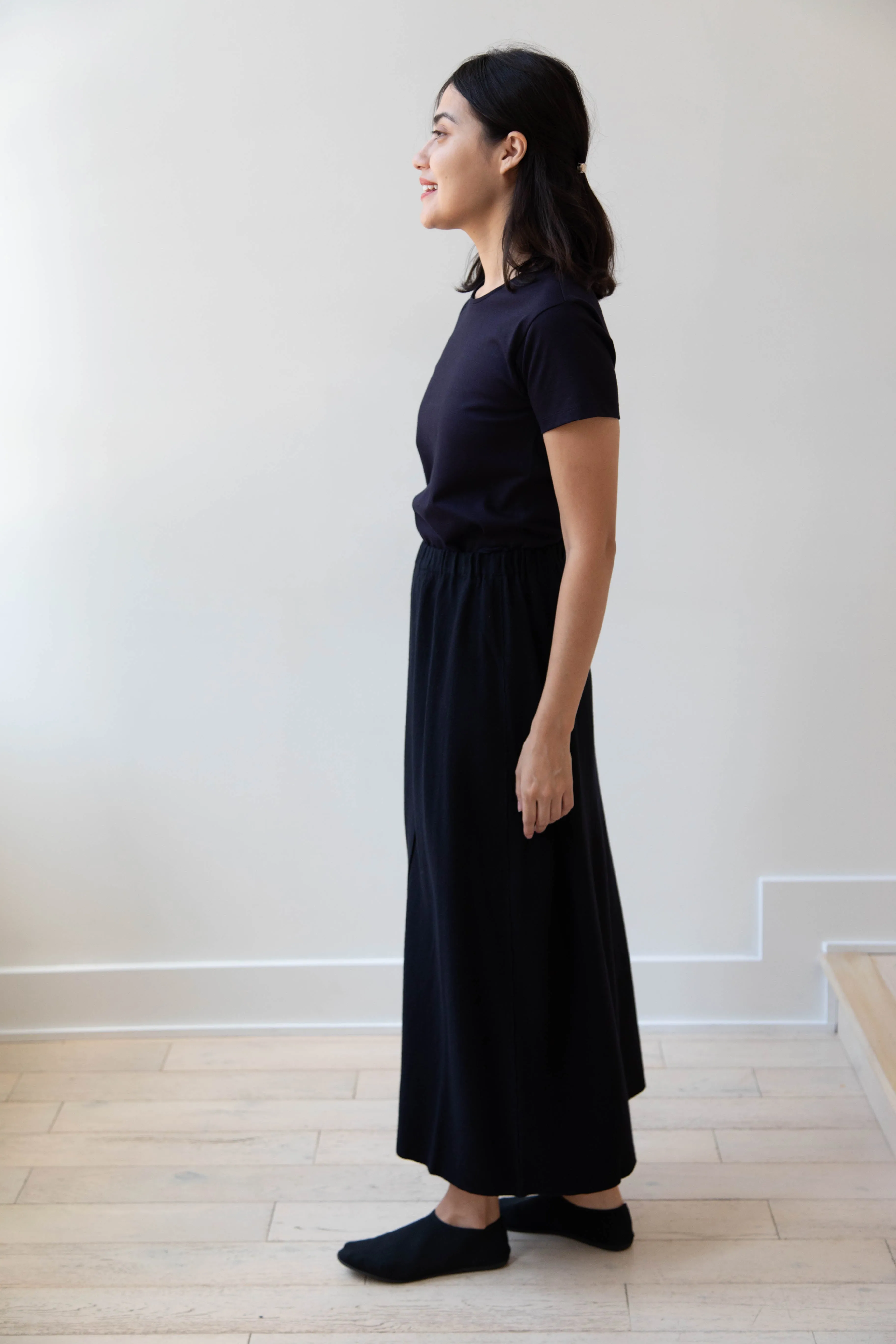 Boboutic | Lightweight Travel Skirt in Navy