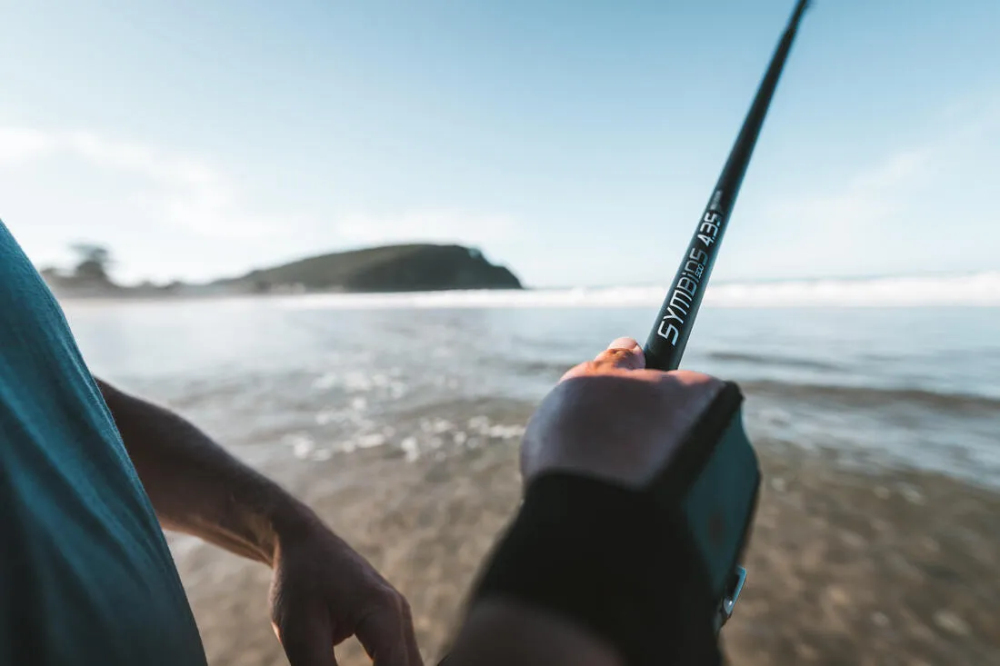Canne de pêche en surfcasting SYMBIOS-900 4.35m 100-250g BLACK EDITION