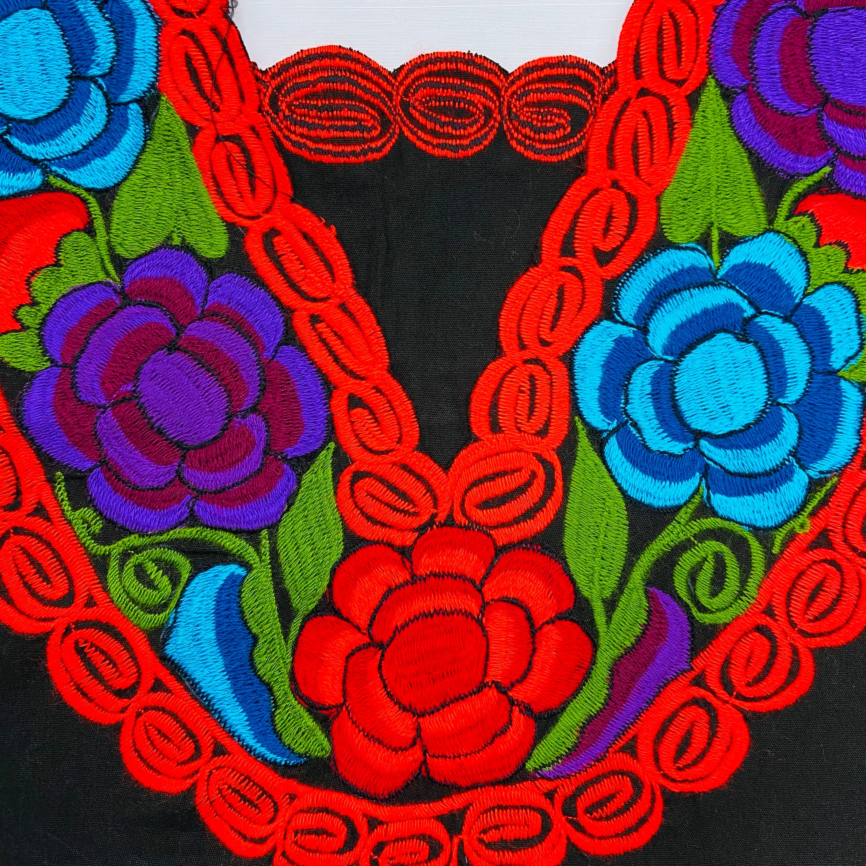 Chiapas Embroider Top