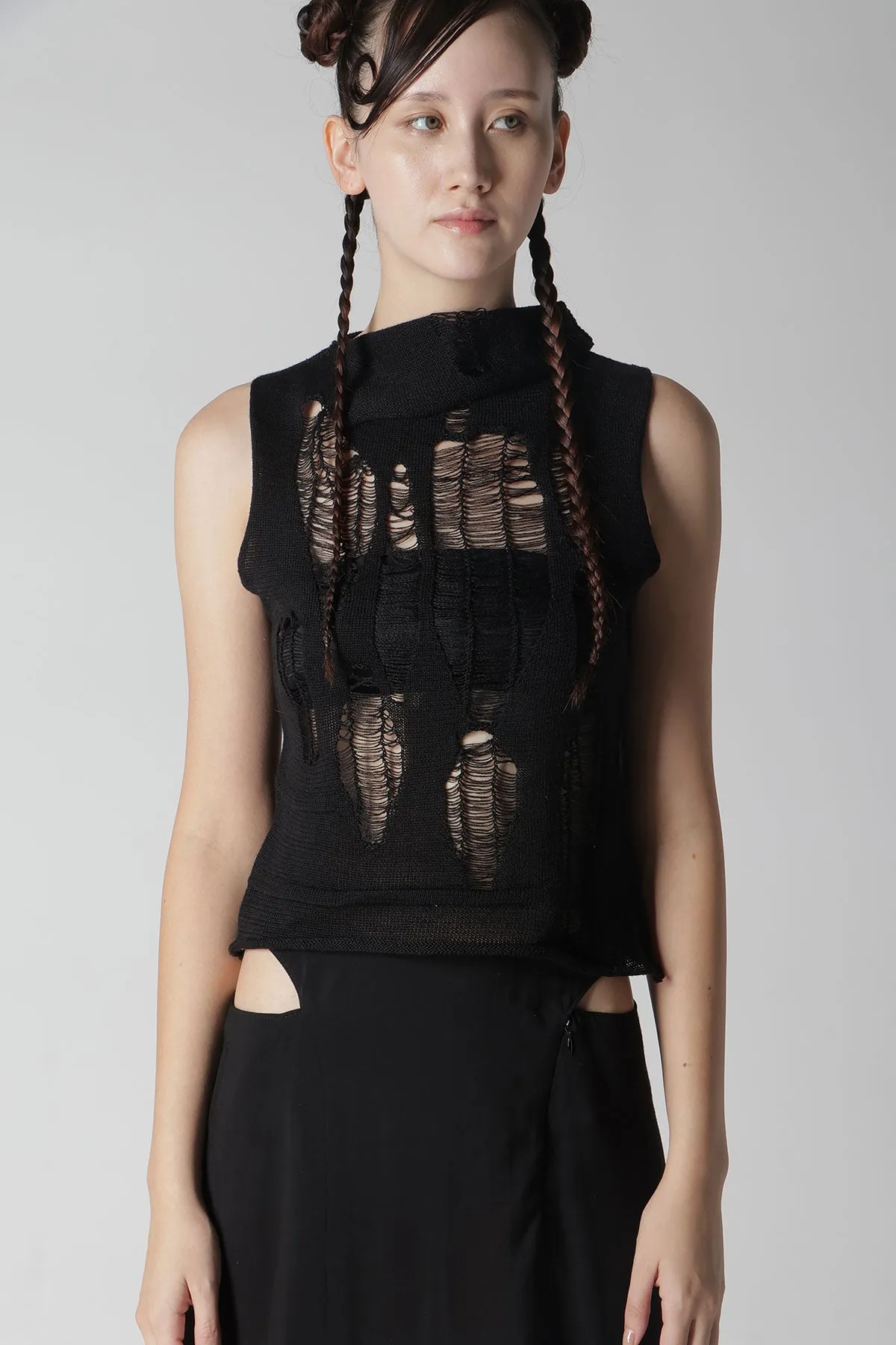 CRUSH PLAIN STITCH CRUSHED SLEEVELESS KNIT