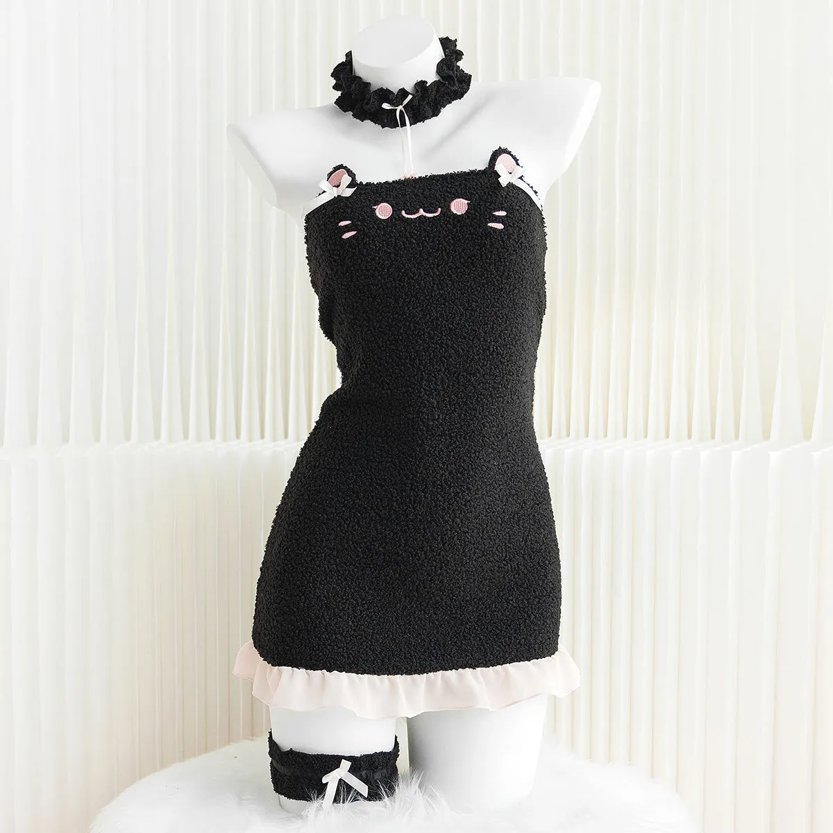 Cute Plush Nightgown UB99408