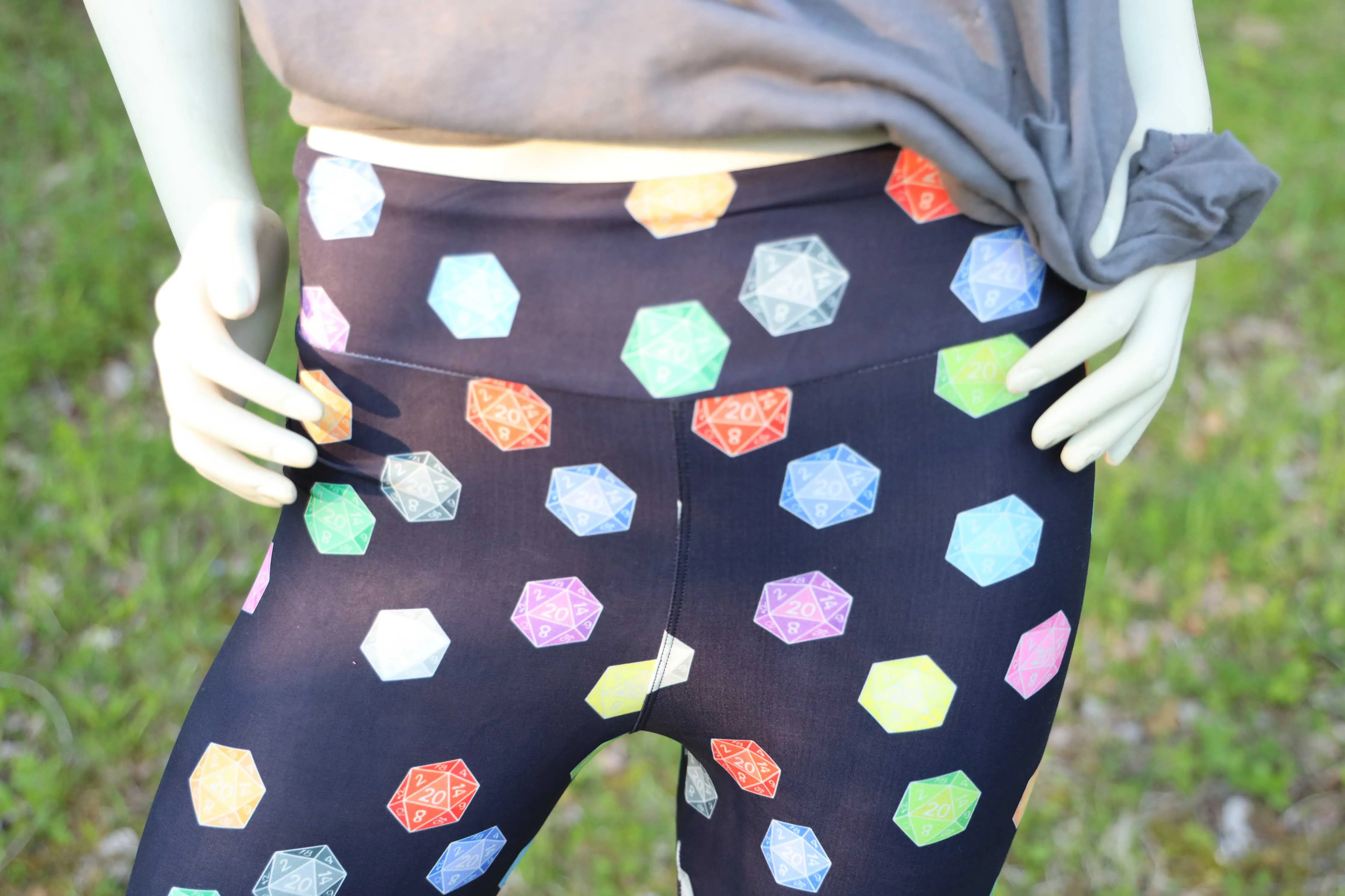 D20  Leggings - SIZE: TC (Tall & Curvy)