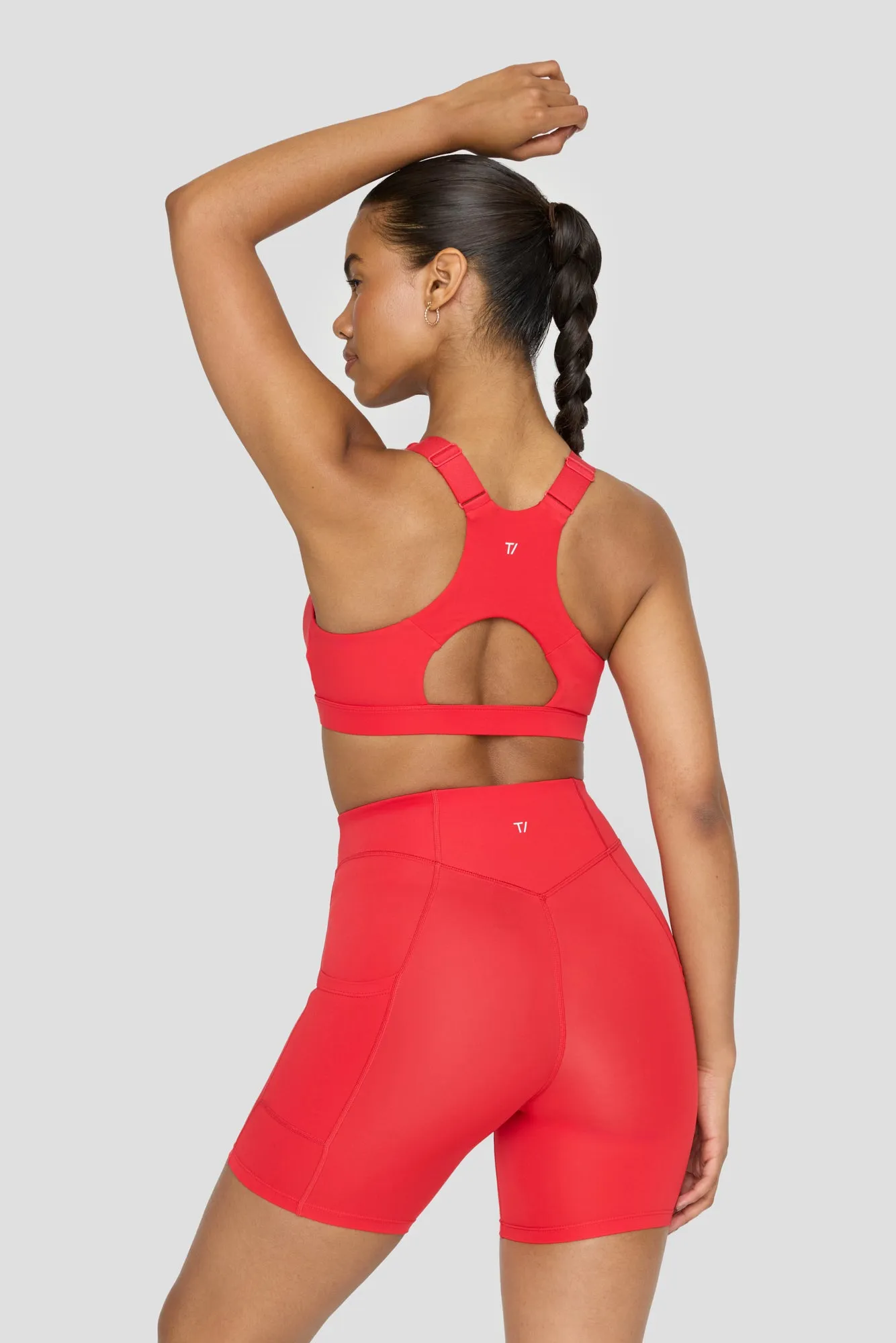 FORMTECH ZIP FRONT OPEN BACK SPORTS BRA - CHILLI RED