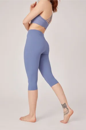Jilla - Radiant Ribbed Capri Leggings