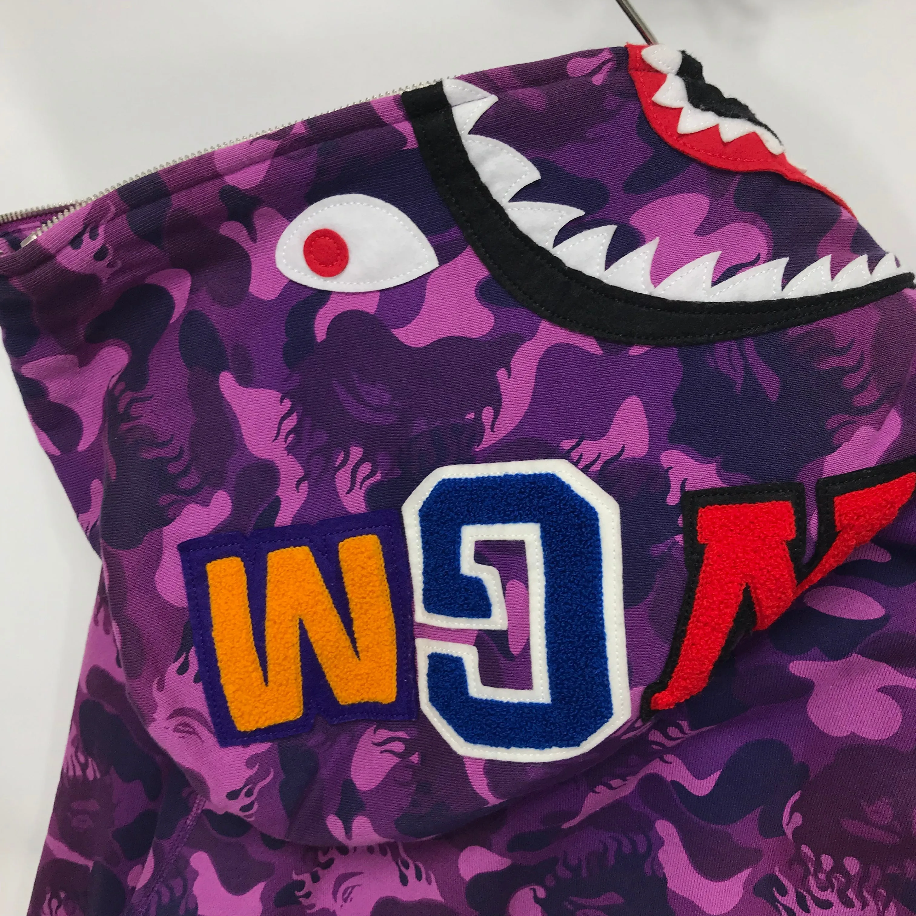 [M] A Bathing Ape Bape Fire Flame Camo Full Zip Shark Hoodie