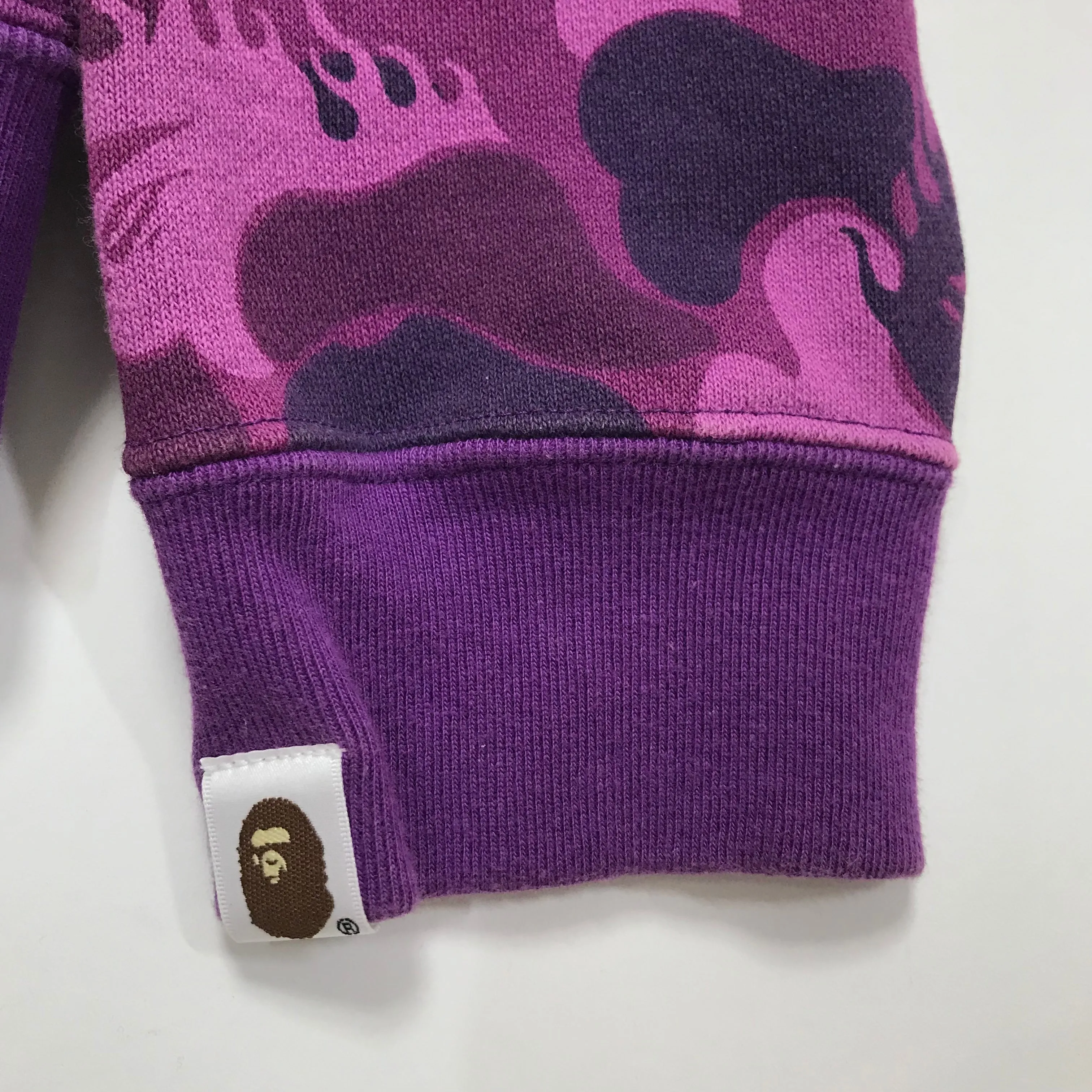 [M] A Bathing Ape Bape Fire Flame Camo Full Zip Shark Hoodie