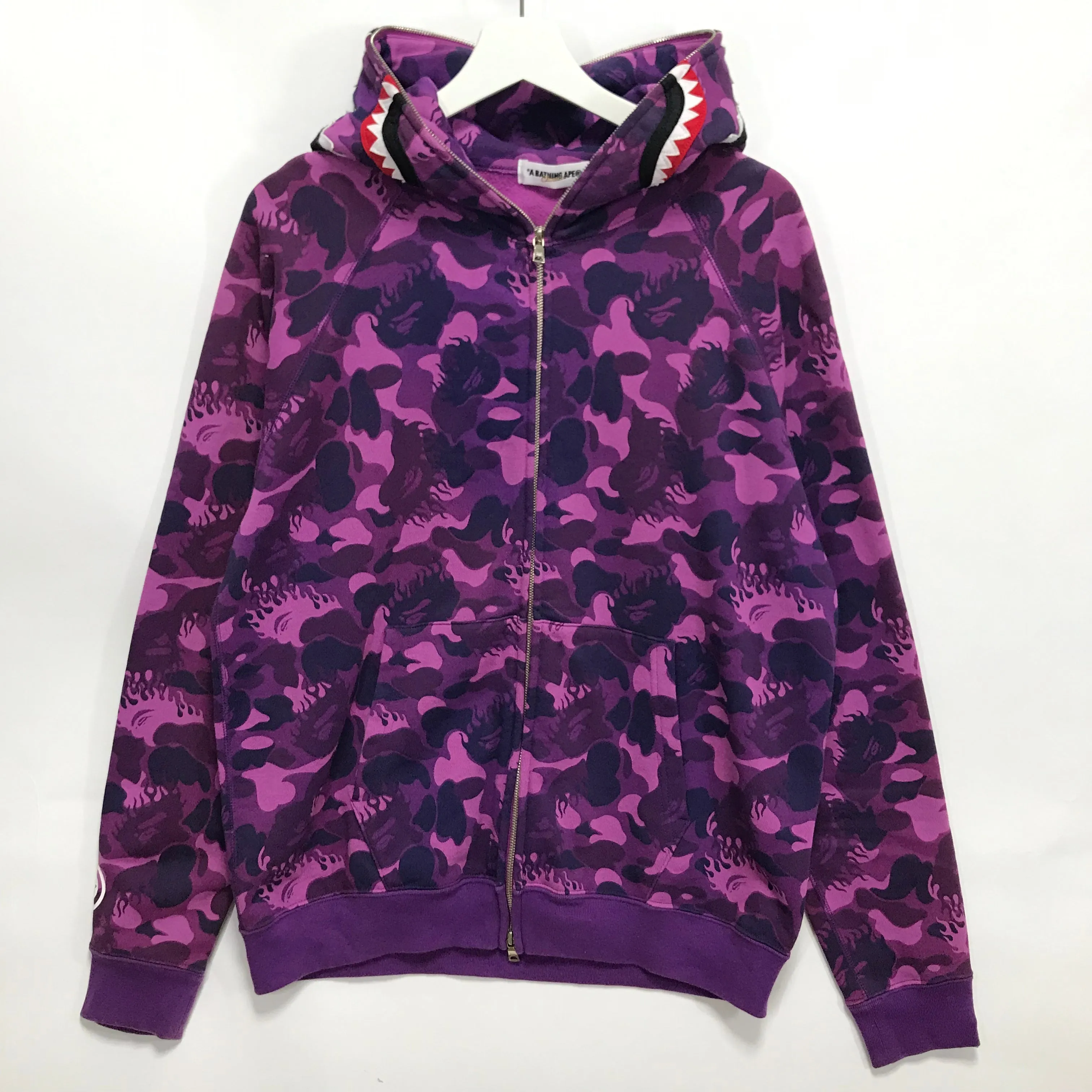 [M] A Bathing Ape Bape Fire Flame Camo Full Zip Shark Hoodie