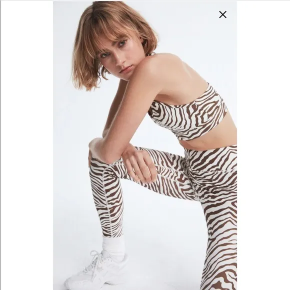 NWT All Access Front Row Sports Bra (Zebra)