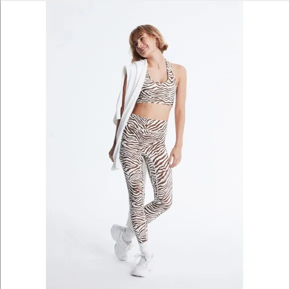 NWT All Access Front Row Sports Bra (Zebra)