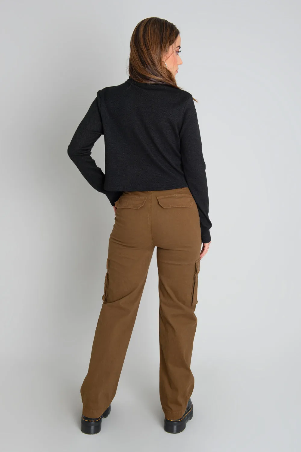 Pantalón cargo wide leg fit de cintura alta