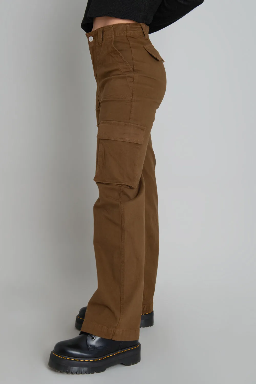 Pantalón cargo wide leg fit de cintura alta
