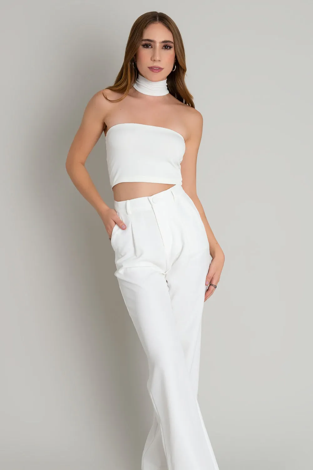 Pantalón cintura alta con pinzas wide leg fit