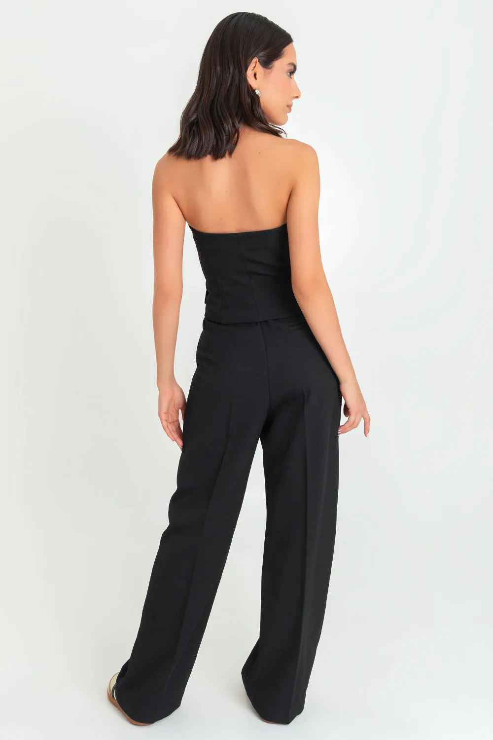 Pantalón con pinzas frontales de fit wide leg