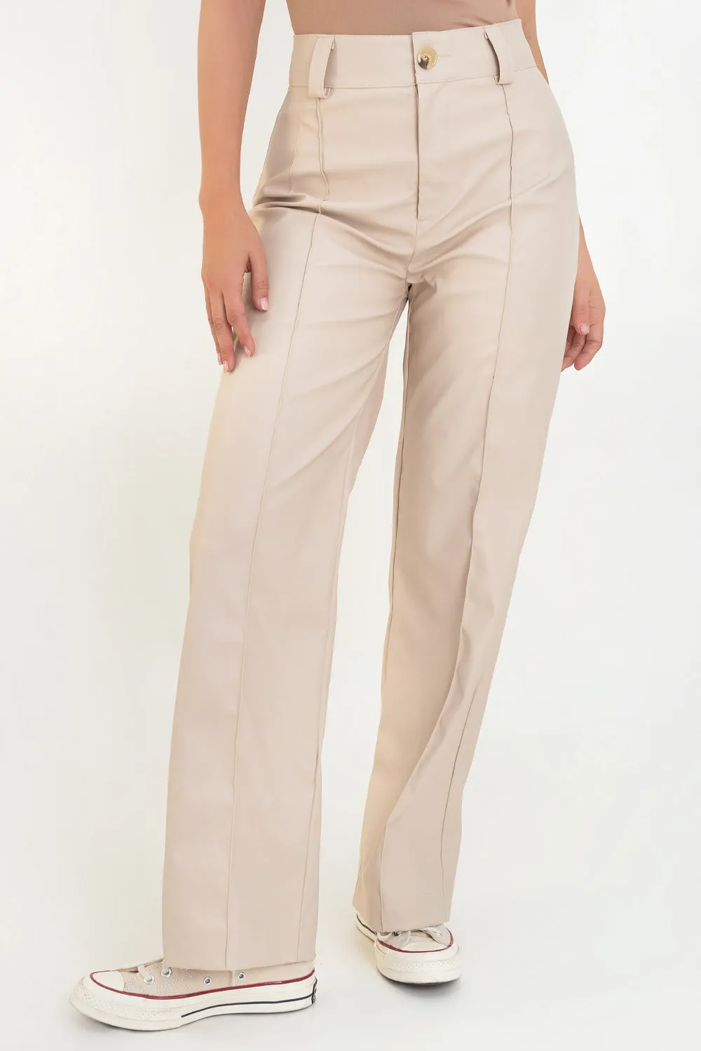 Pantalón de efecto piel fit wide leg con raya