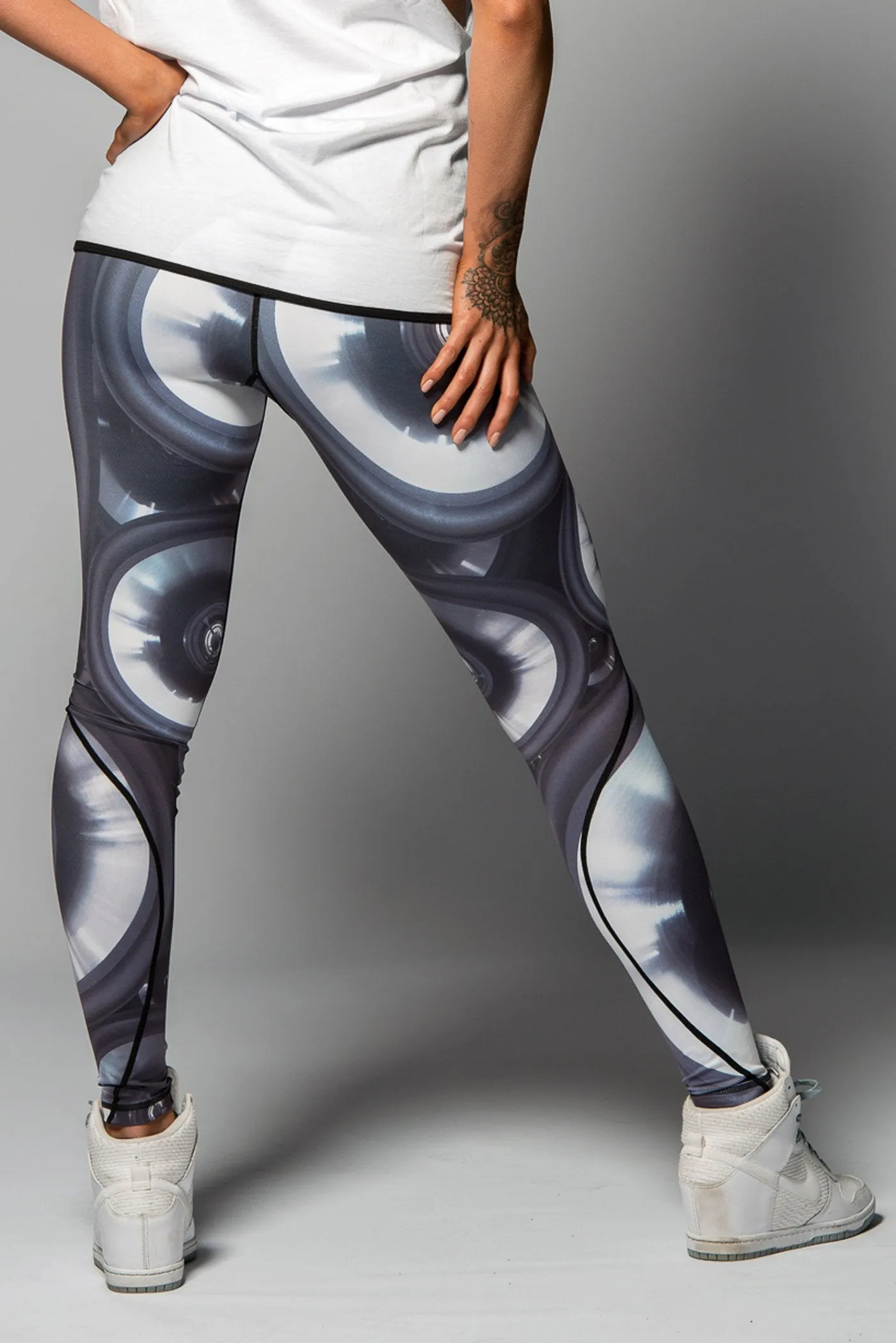 Ravage Gear Sonix Compression Wear