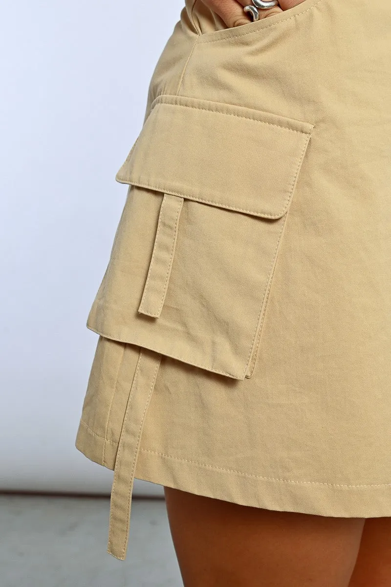 STRAIGHT MINI SKIRT WITH CARGO POCKETS