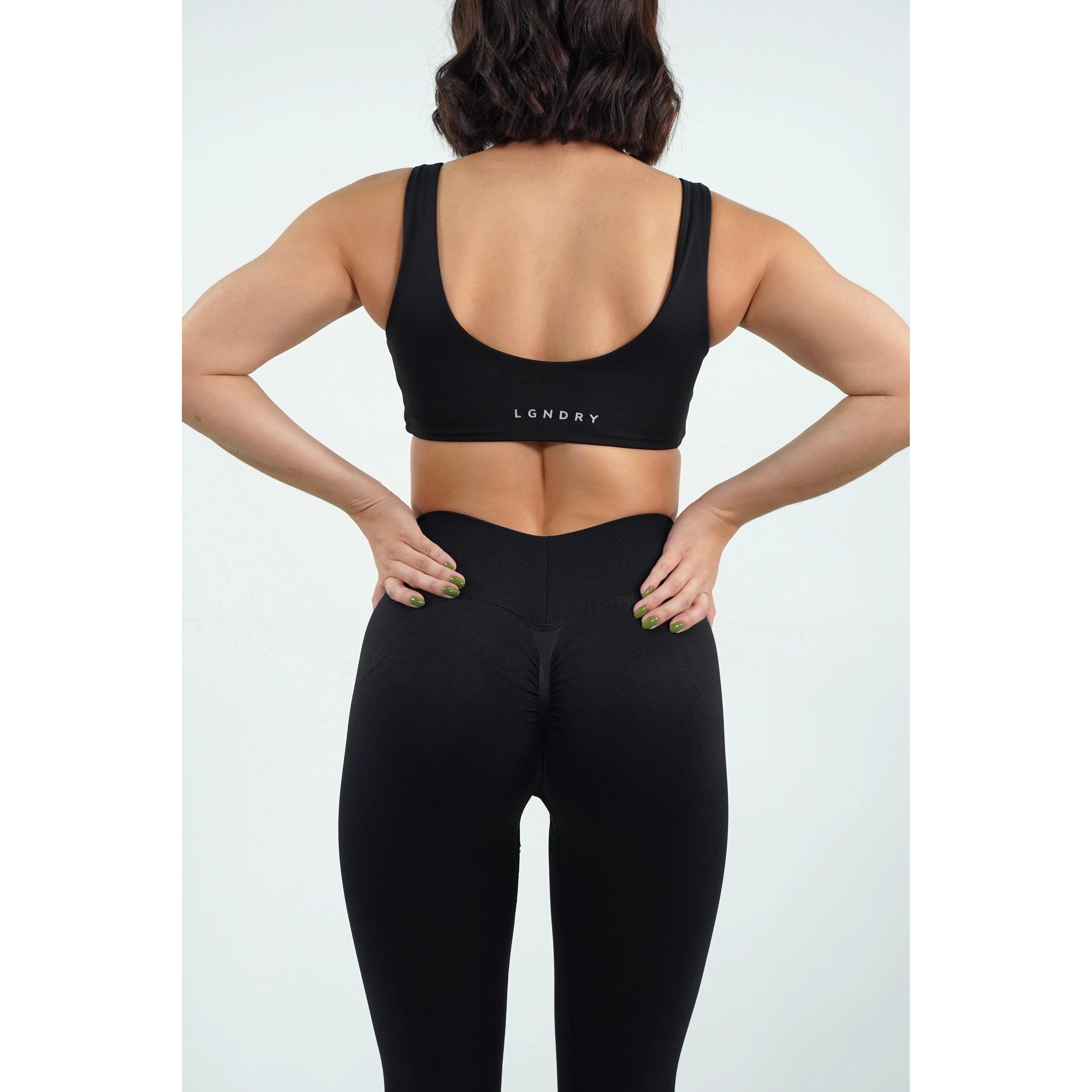 V-CURVE SEAMLESS LEGGING