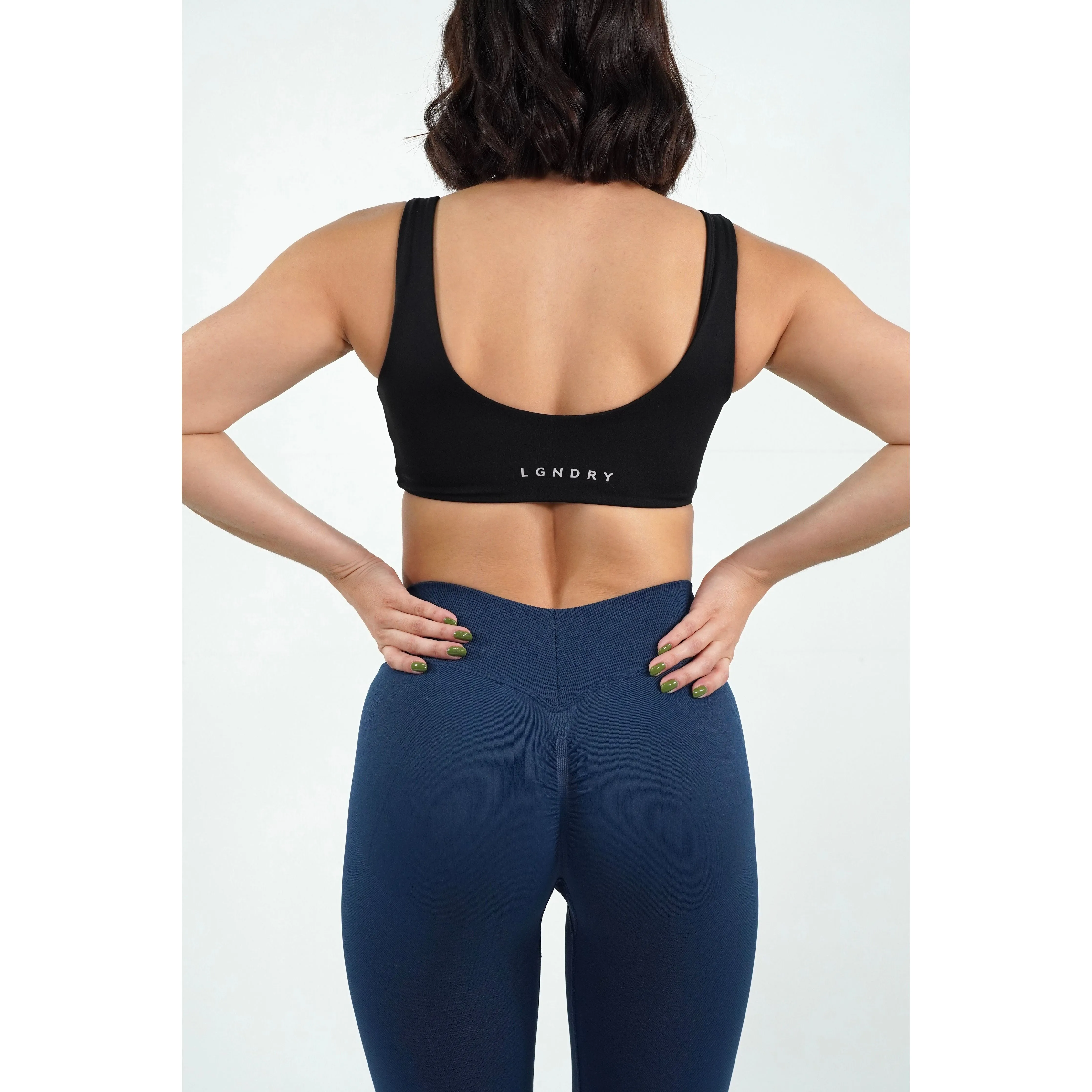 V-CURVE SEAMLESS LEGGING