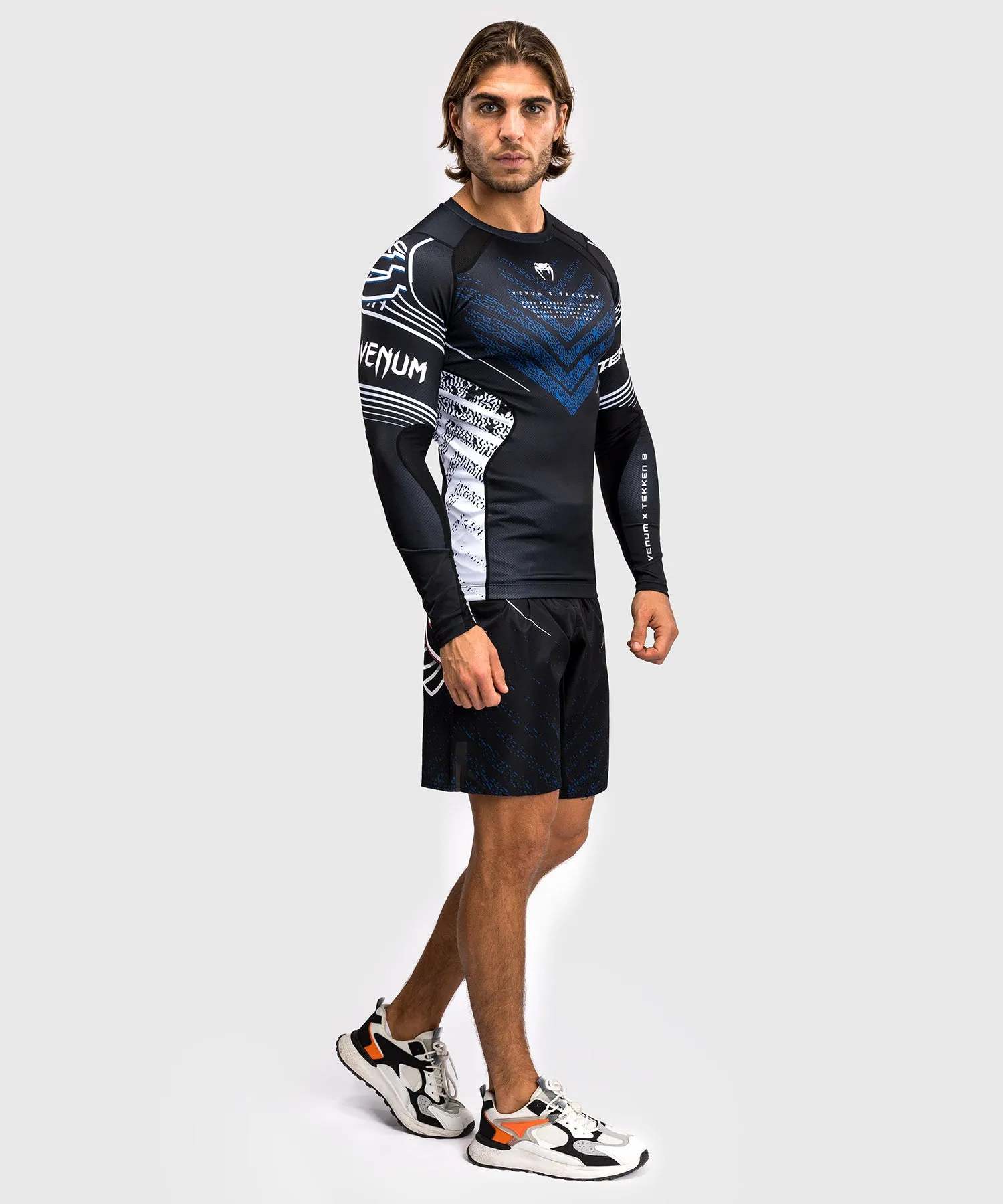 Venum x TEKKEN 8 - Jin Kazama Rashguard - Blau/Schwarz/Weiß