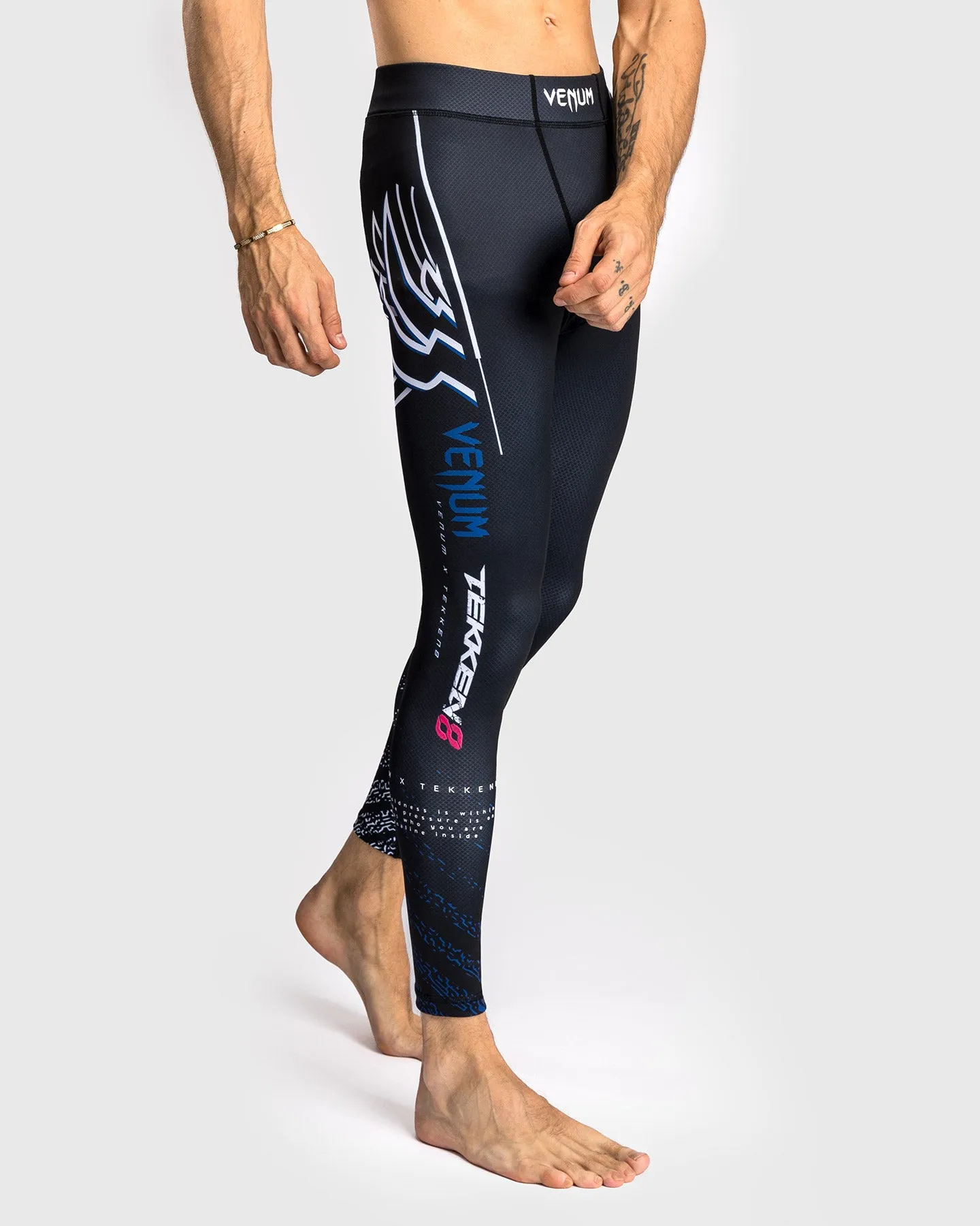 Venum x TEKKEN 8 - Jin Kazama Spats - Blau/Schwarz/Weiß