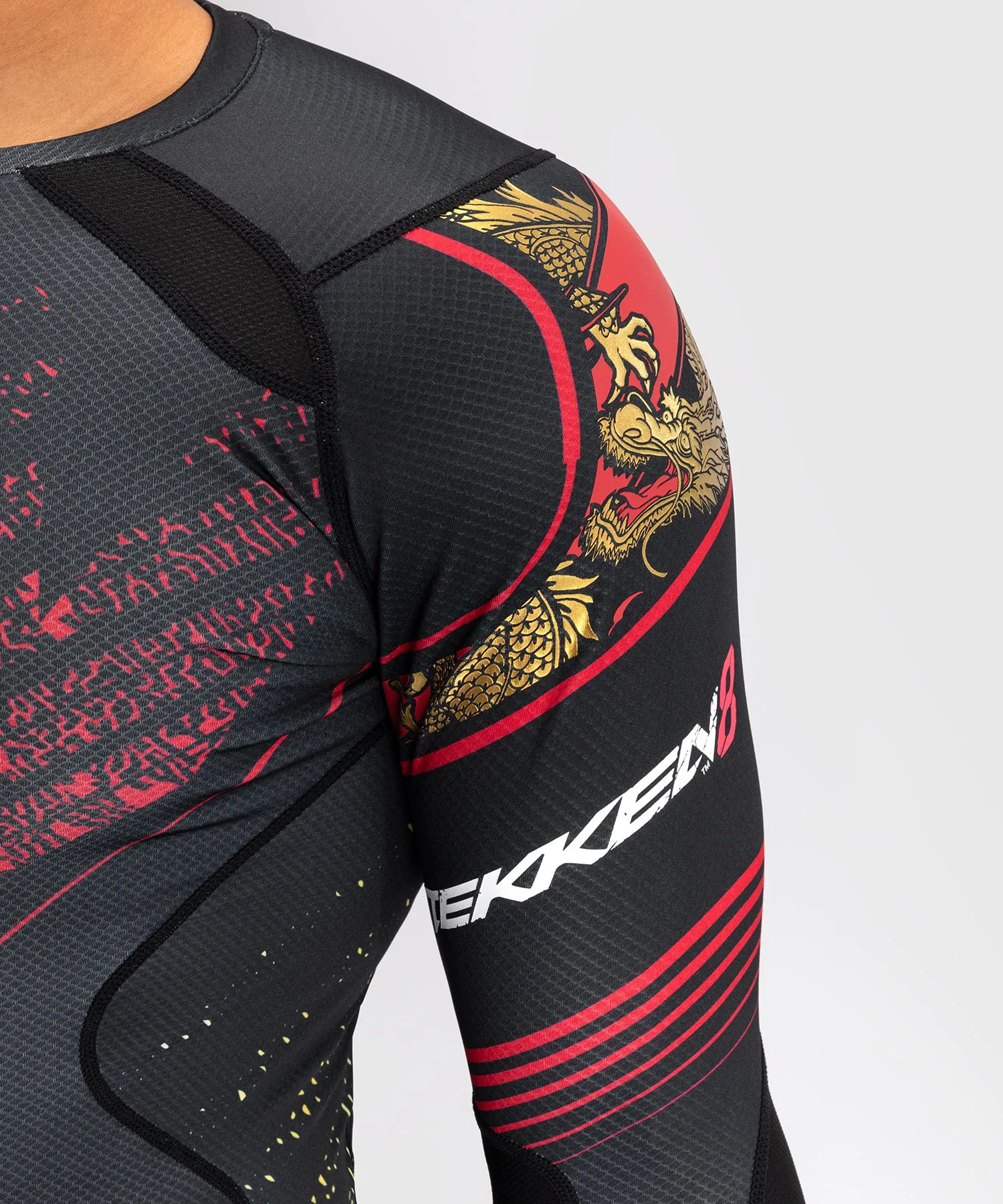 Venum x TEKKEN 8 - Marshall Law Rashguard - Schwarz/Rot/Gold