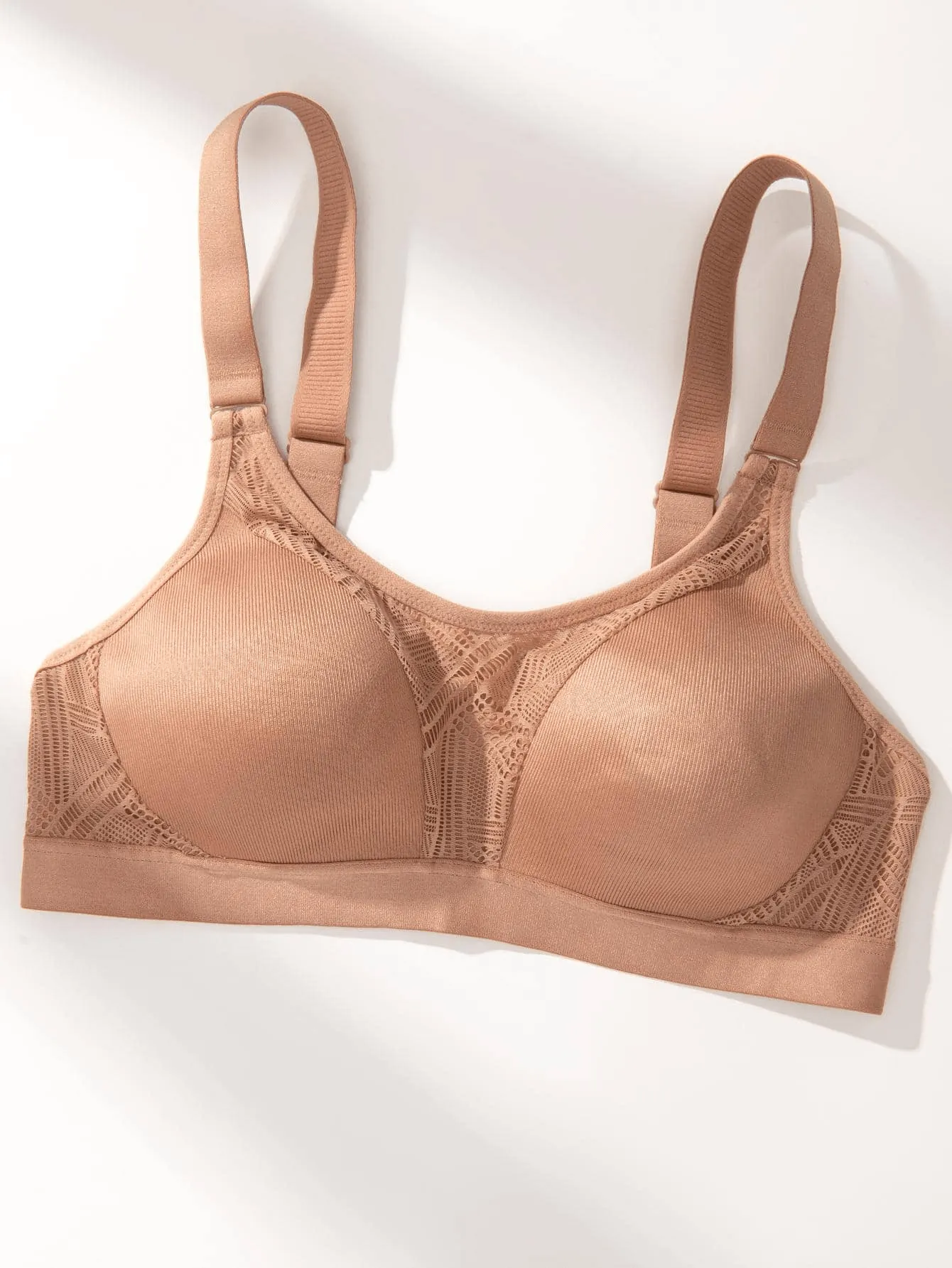 Wireless Full Coverage Workout Bra No Padded Plus Size Cross Back Exercise Sports Bra Milk Coffee
