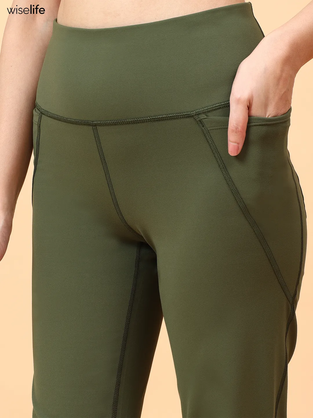 Wise Active Flare Pants (Olive green)