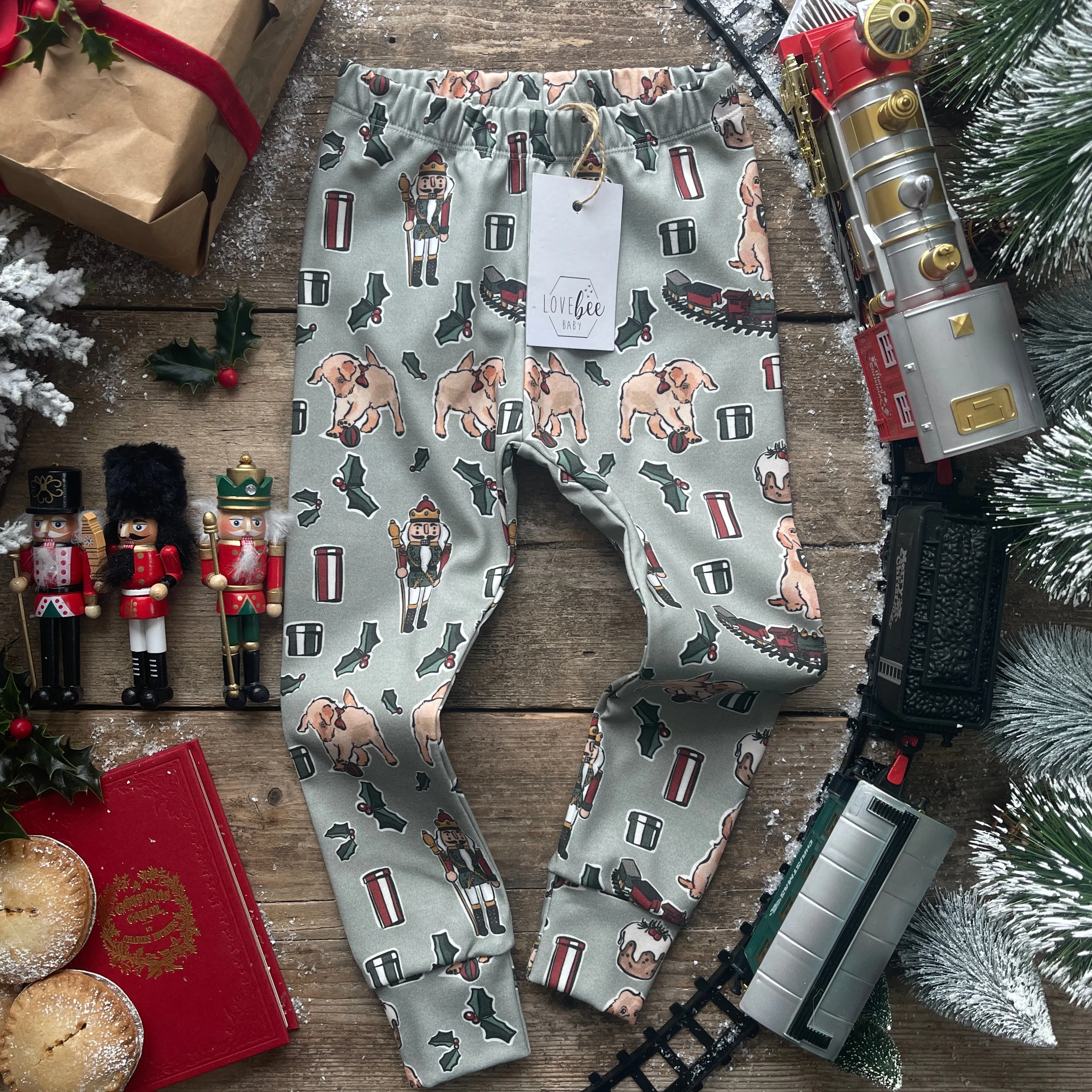 Yuletide Slim Fit Leggings | Ready To Post